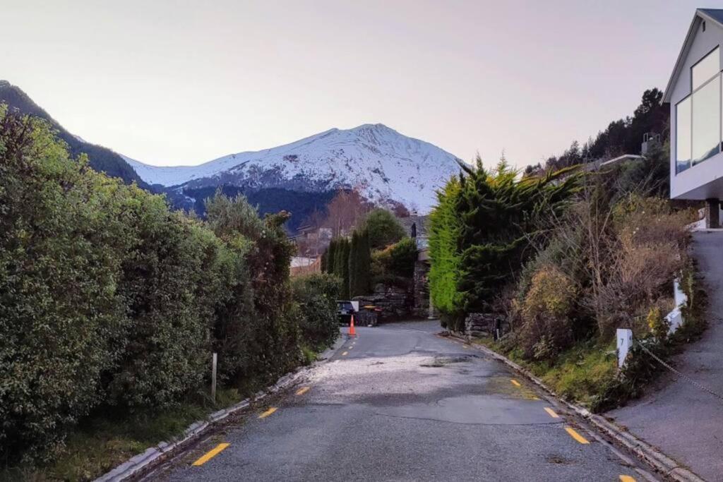 Awesome Studio - Amazing Mountain & Lake Views Queenstown Dış mekan fotoğraf